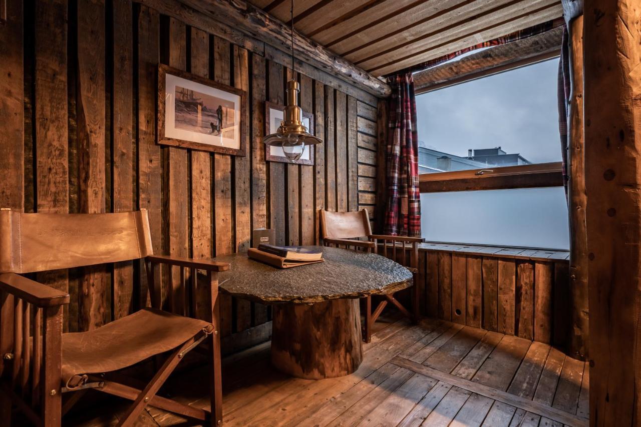 Basecamp Hotel 롱이어비엔 외부 사진