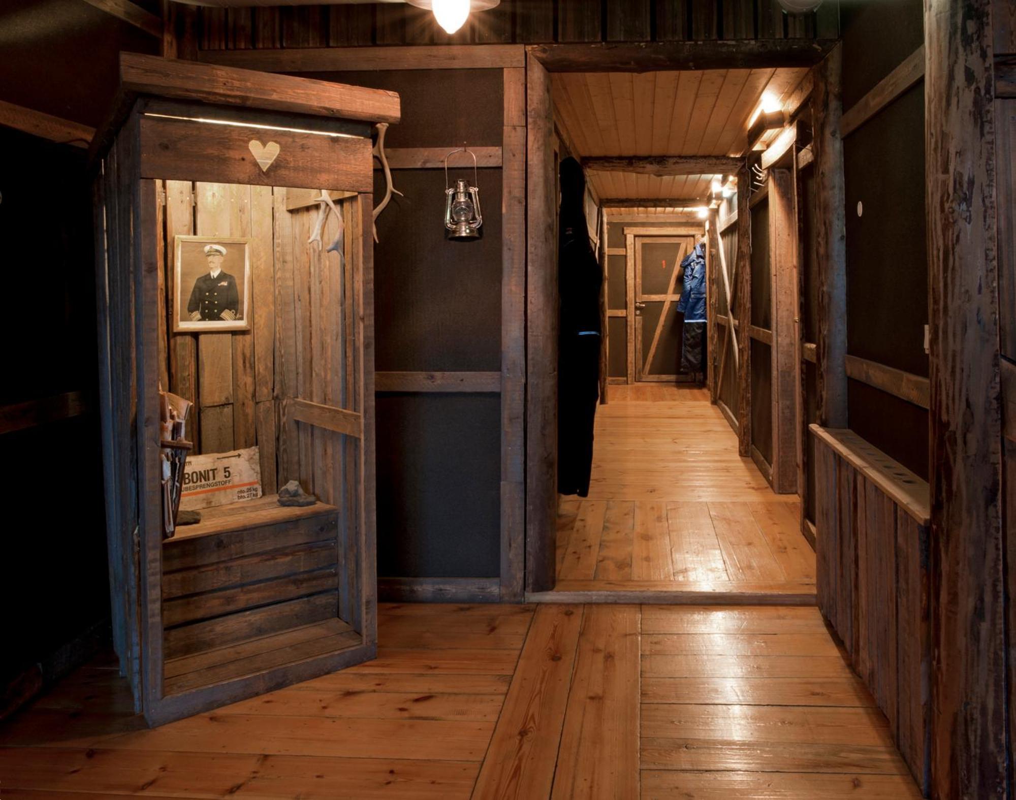 Basecamp Hotel 롱이어비엔 외부 사진